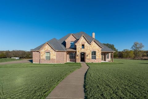 Photo of 3278 Hillview Drive, Royse City, TX 75189 (MLS # 21129136)