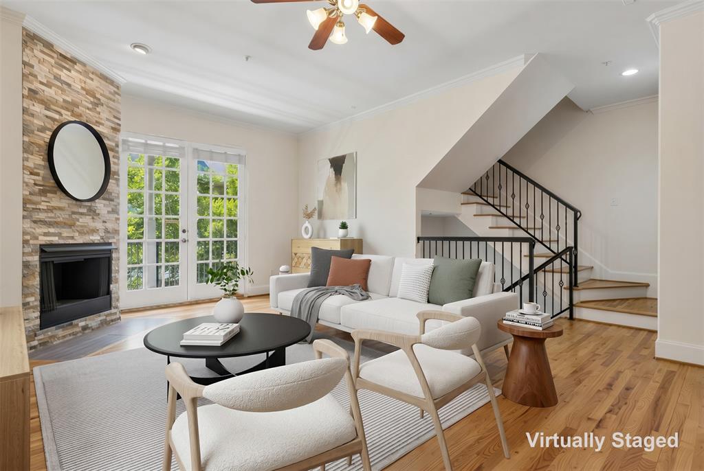 5726 La Vista Drive