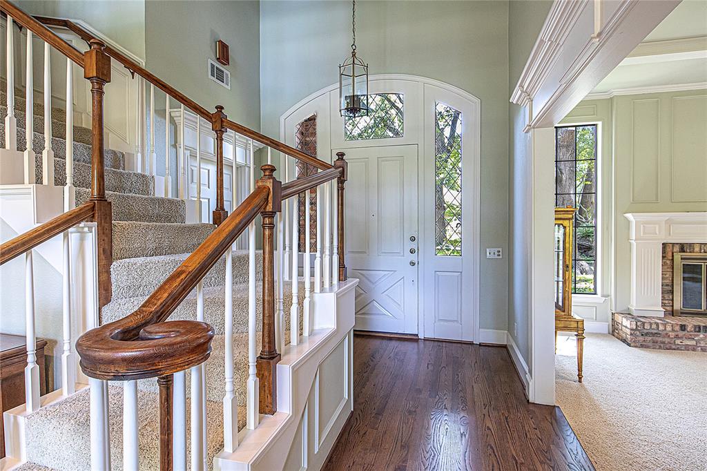 7609 Windmill Lane