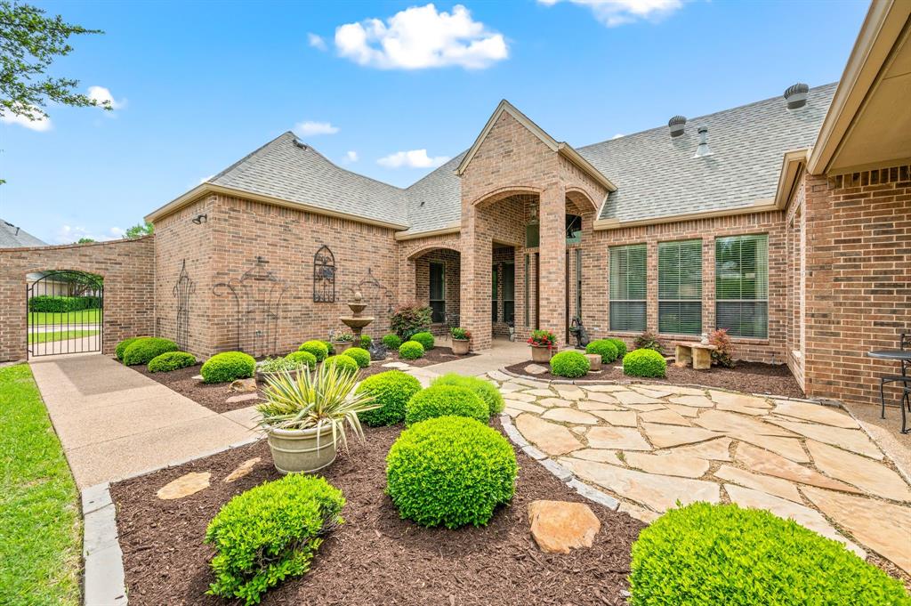 1028 Gabriel Lane