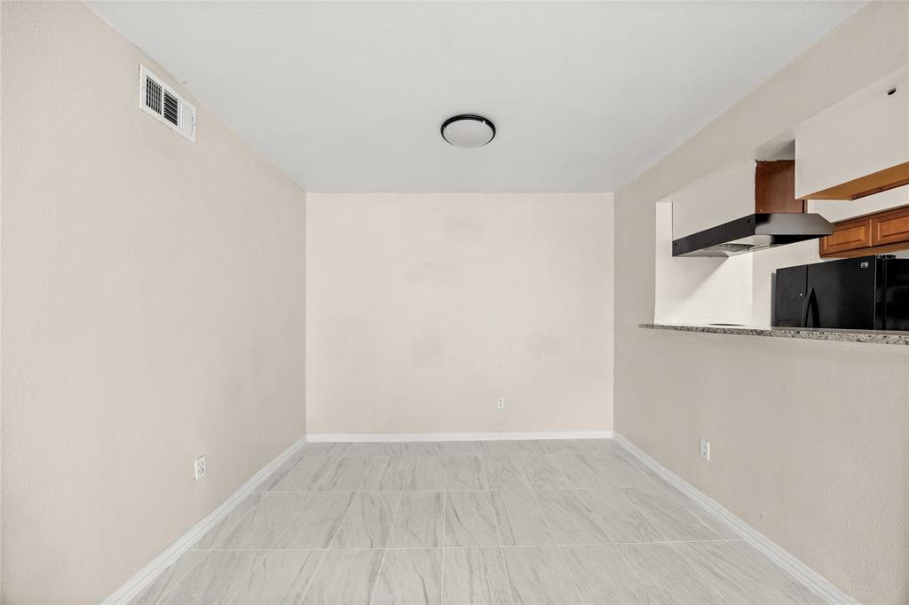 Windtree Condos - Residential