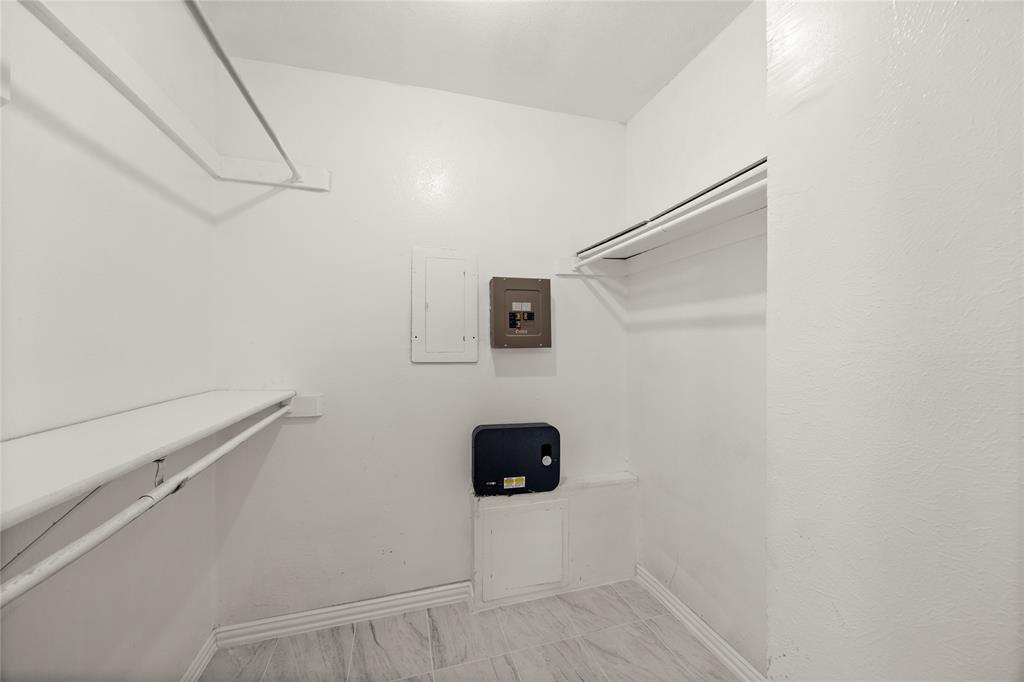 Windtree Condos - Residential