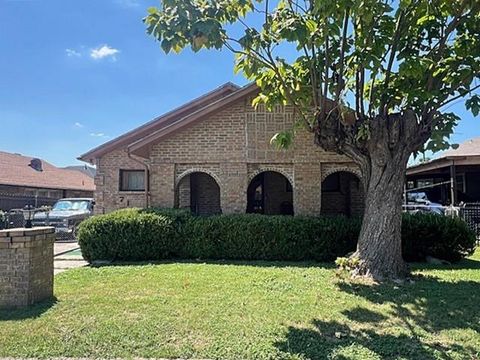 716 E Harvey Avenue Fort Worth TX 76104