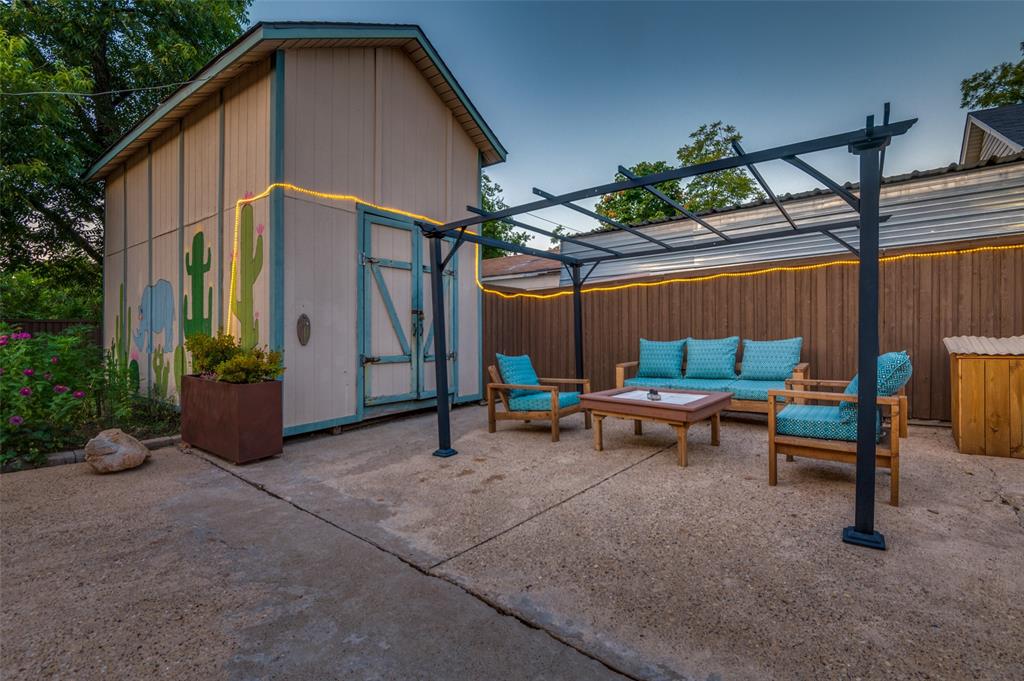 Elmwood - Residential