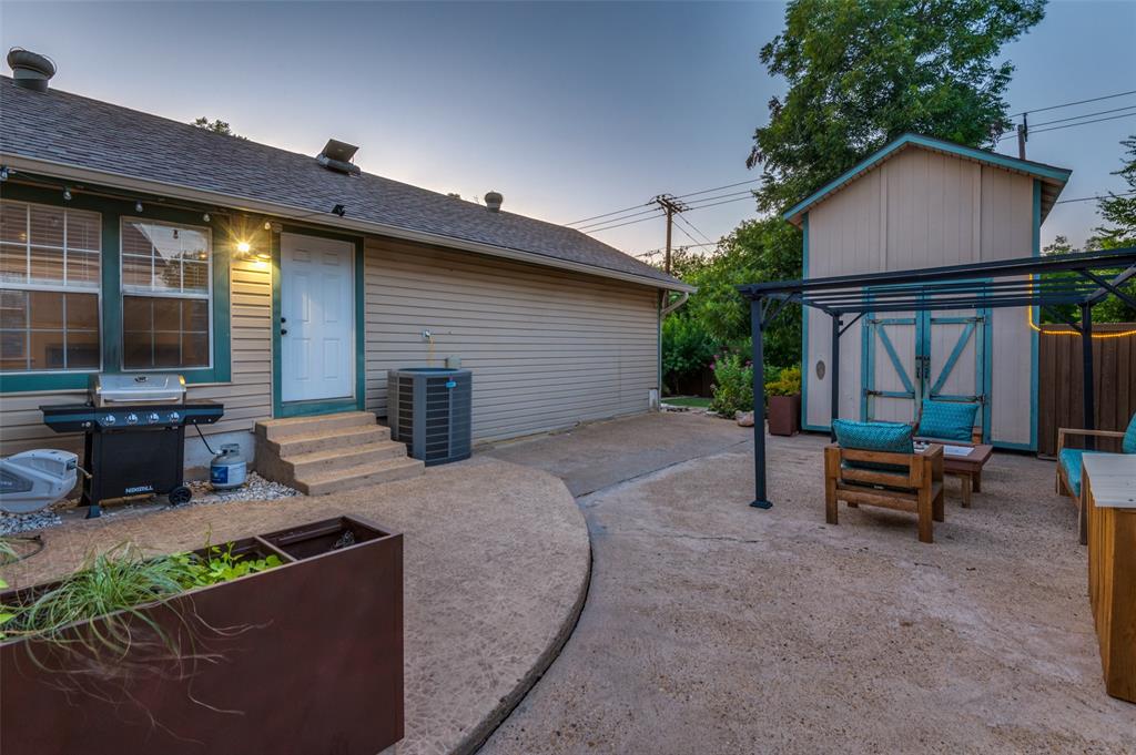 Elmwood - Residential