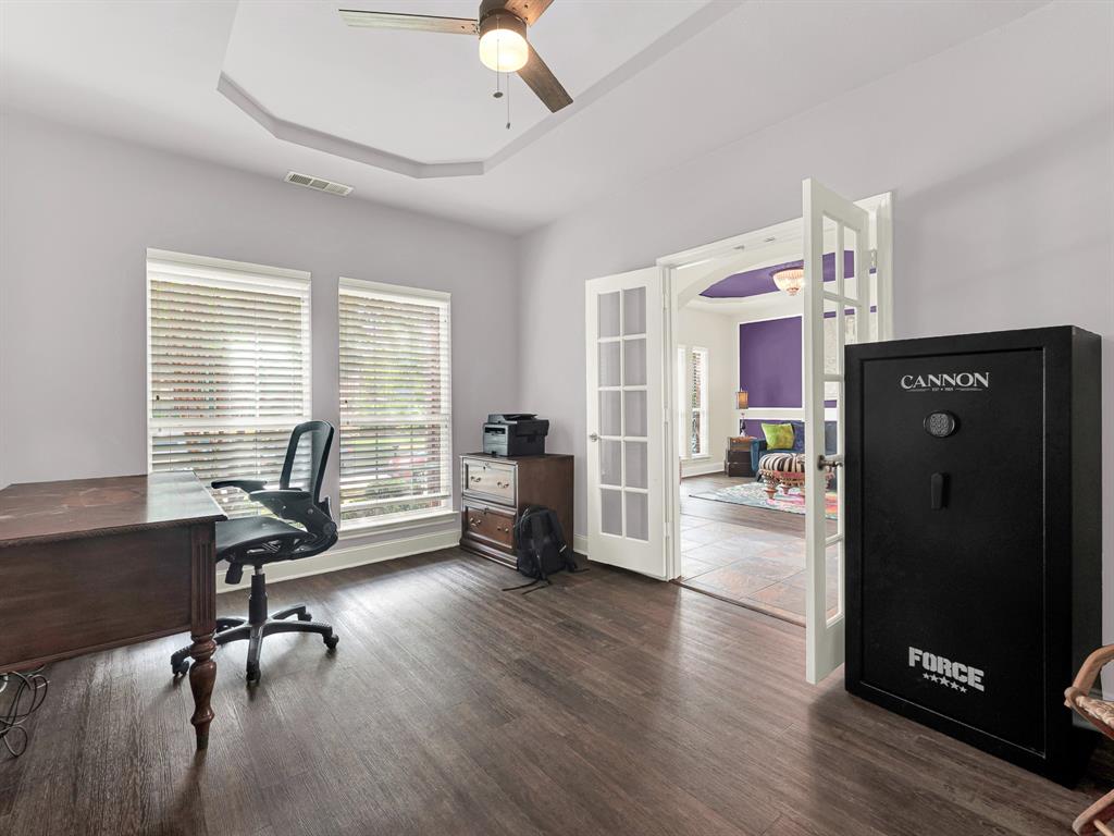 1548 Kings View Drive