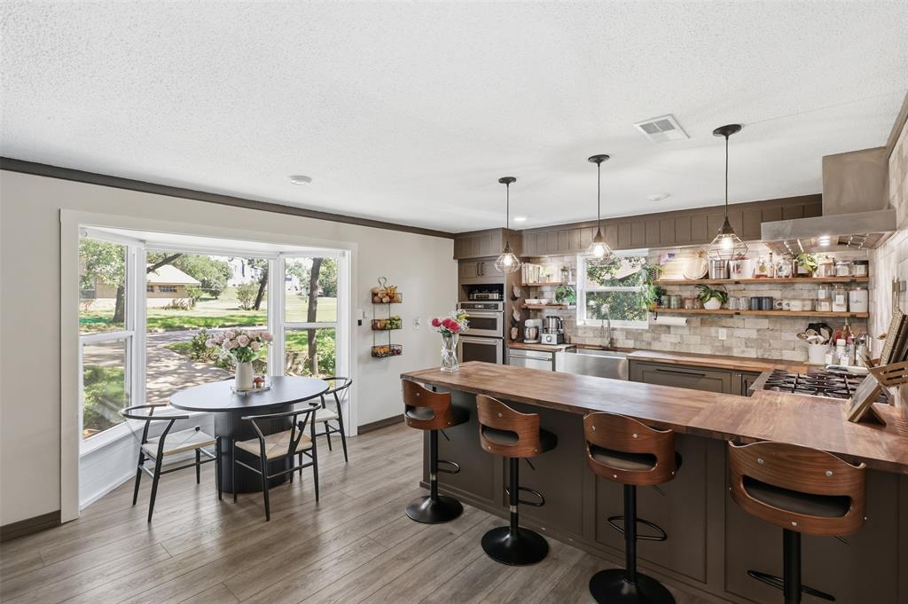 2112 Coral Drive