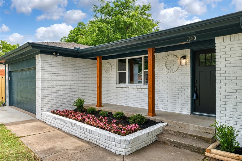 1140 Cavender Drive