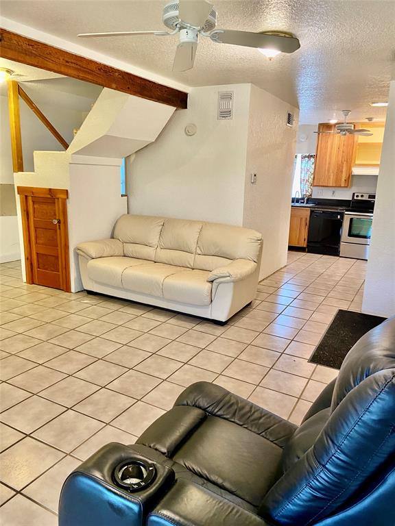 Glen Rose Hills - Farm