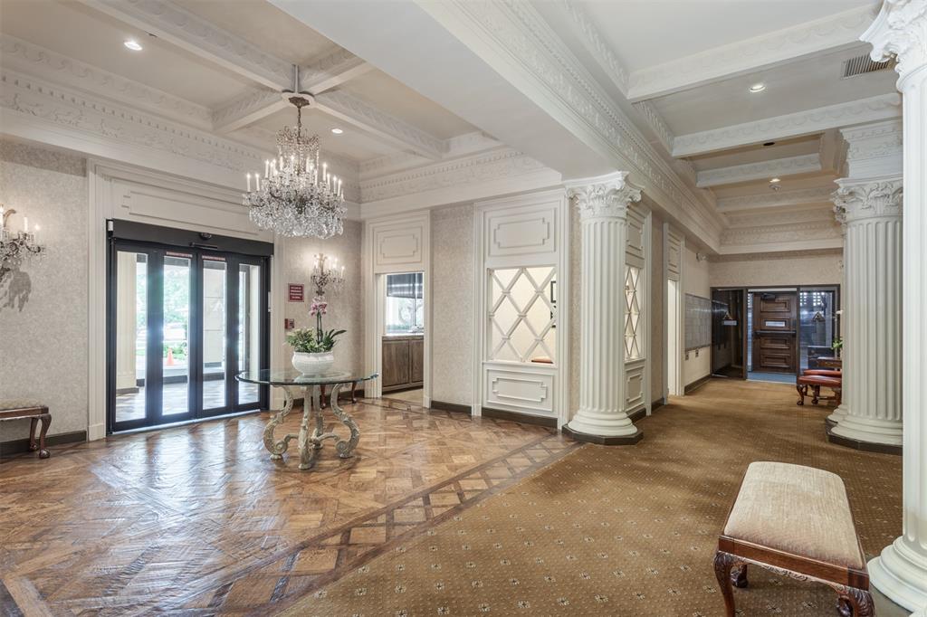 6335 W Northwest Highway 1314