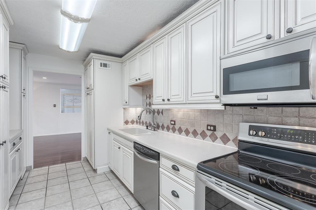 Athena Condo - Residential