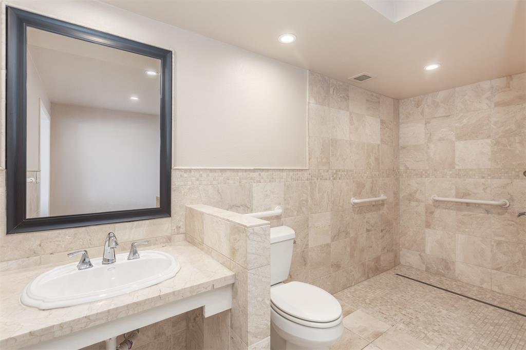 Athena Condo - Residential