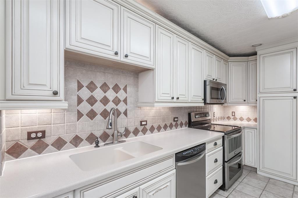 Athena Condo - Residential