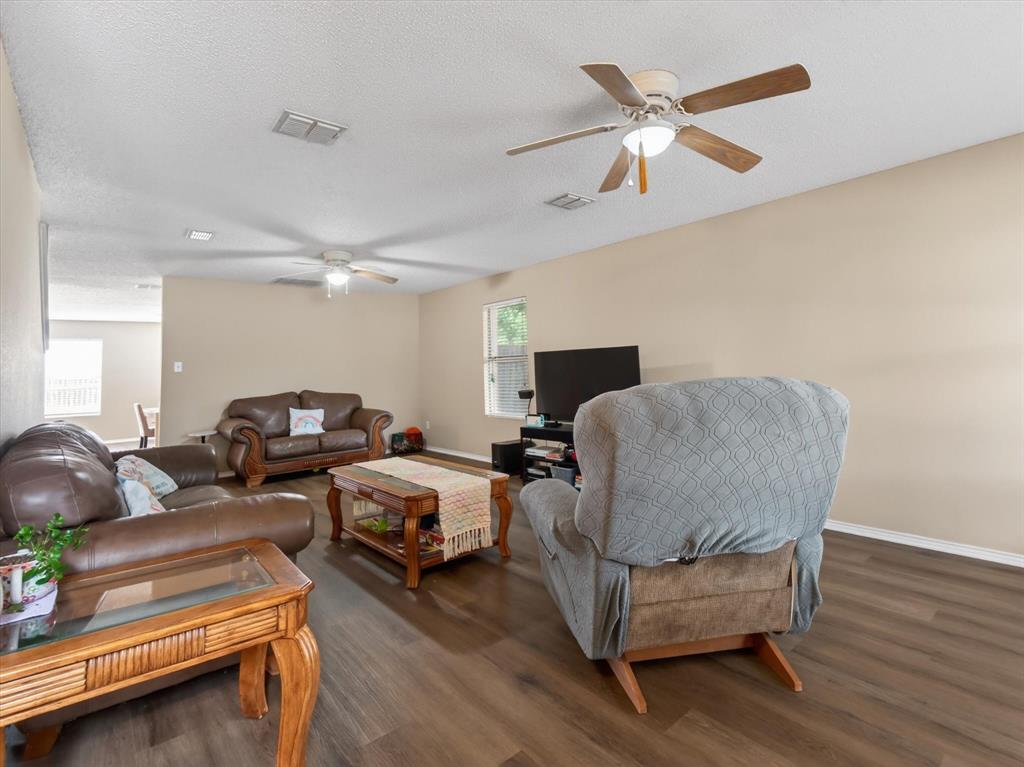 2405 Chestnut Drive