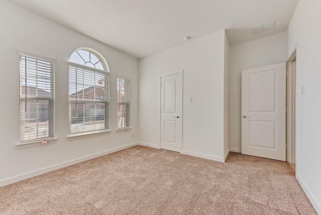1504 Adams Drive
