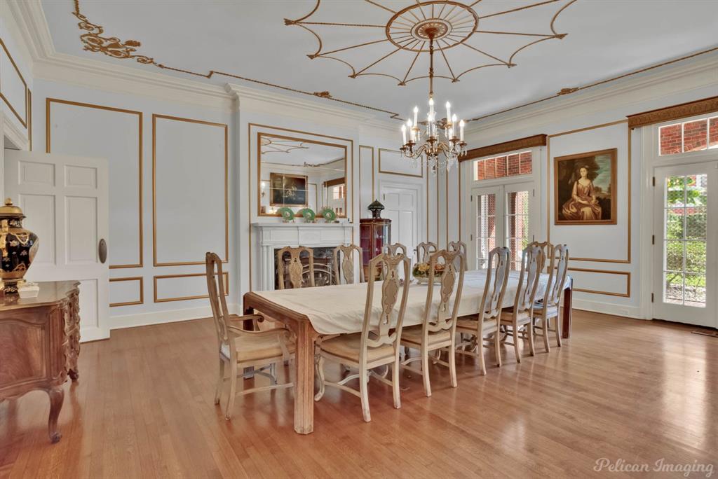 THORNHILL SUBN. - Residential