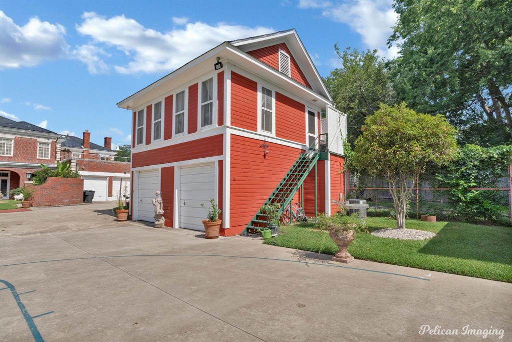 THORNHILL SUBN. - Residential