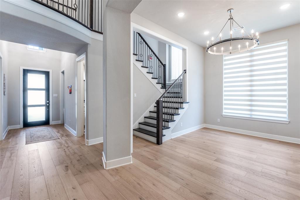 2331 Rolling Vista Lane