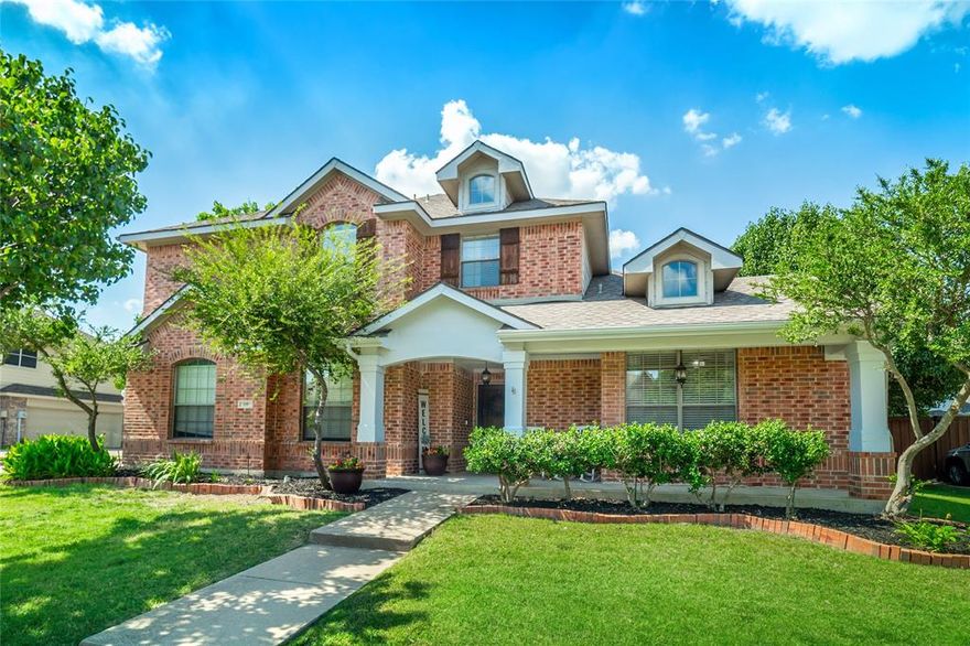 Excellent opportunity to own this lovely home, located in Murphy's highly desired Daniel Crossing neighborhood. This home has so much to offer, feeding into (award-winning) Plano ISD. Outstanding curb appeal and southern charm w freshly painted covered front porch. The tall ceilings provide a grand entrance into this well-maintained open concept home. Gorgeous formal living and dining greet people as they enter. Spacious family room w updated fireplace surround is open to the updated kitchen w prof painted cabinets, new SS appliances, gas cooktop, stylish stone backsplash, and Corian counters. Large master retreat w sitting area & ensuite bath down w dual vanities, soaking tub, separate shower, & freshly painted cabinets. The grand staircase w new balusters lead upstairs to an additional 3 beds, 2 full baths & a playroom. Enjoy the large backyard with covered patio, mature trees, B-O-B privacy fence, shed + plenty of room to play. Community Pool, New HWH, New Roof '17 - Better Hurry!!!