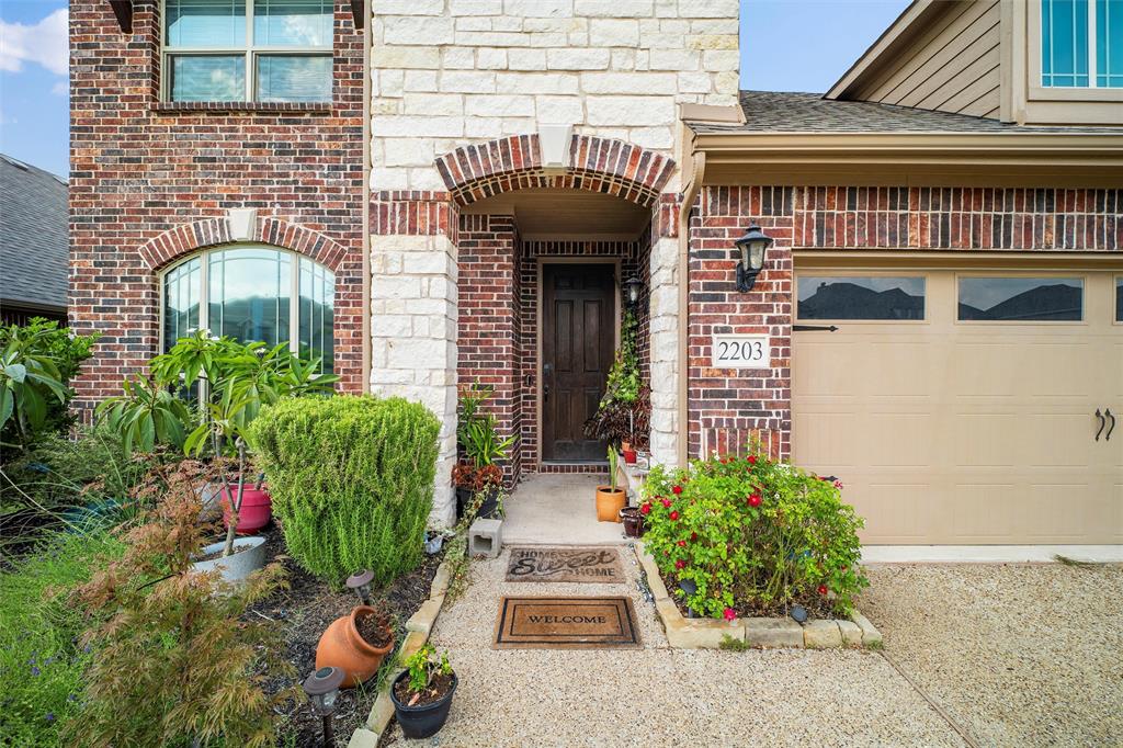 2203 Vista Ridge Road