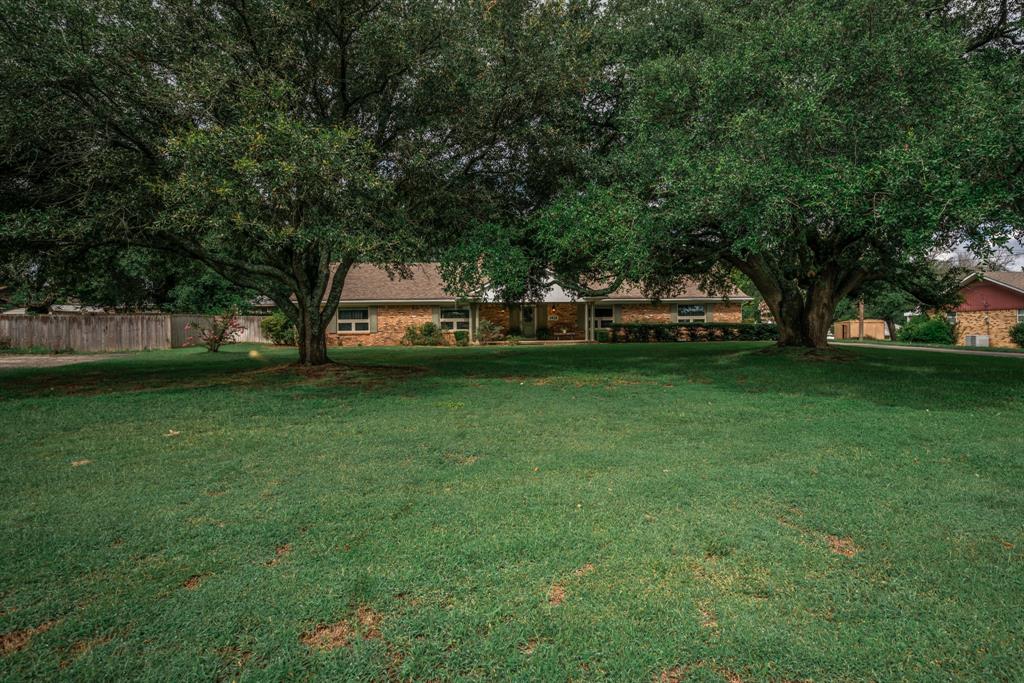 J A Gibson Surv Abs #381 - Residential