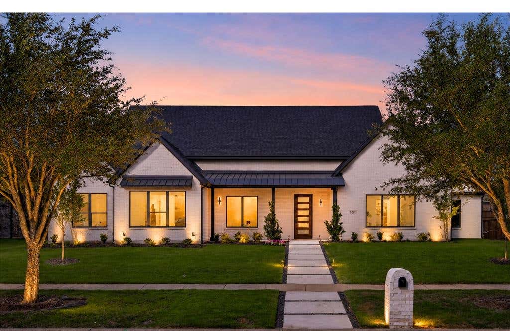 Photo of 1011 Devonshire Drive S, Forney, TX 75126 (MLS # 21345780)