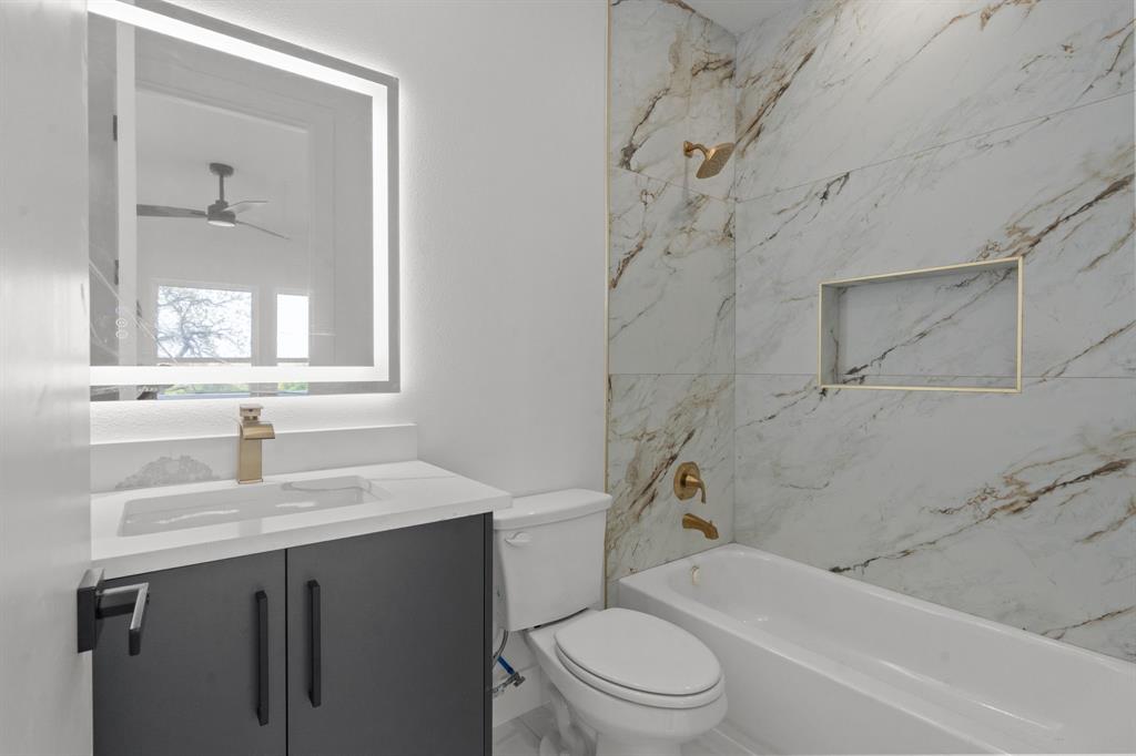 MRS ALLIE HUFFMANS REPLAT - Residential Lease