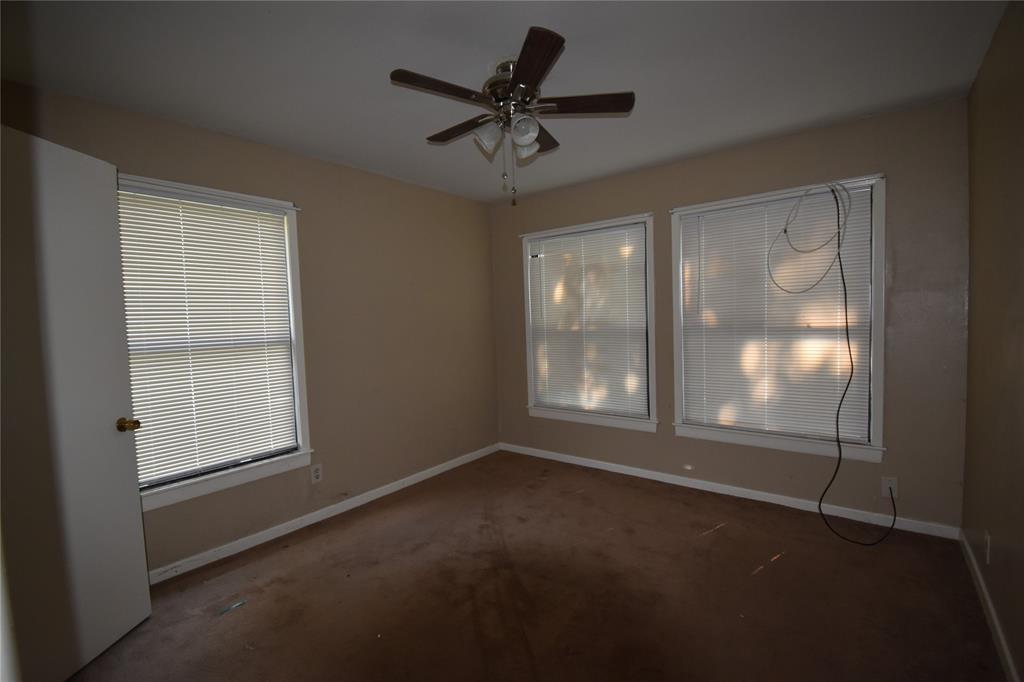 1215 Country Club Road