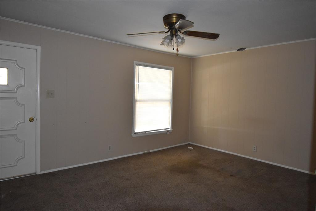 1215 Country Club Road