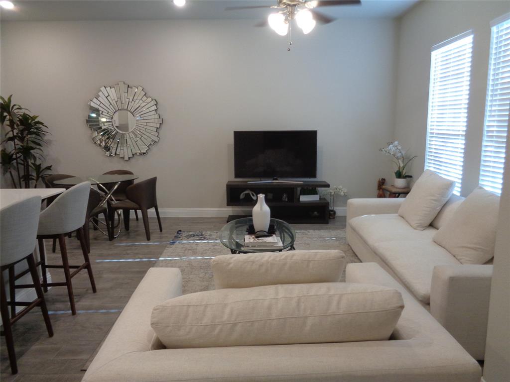 Gables at Ohio - Residential Lease