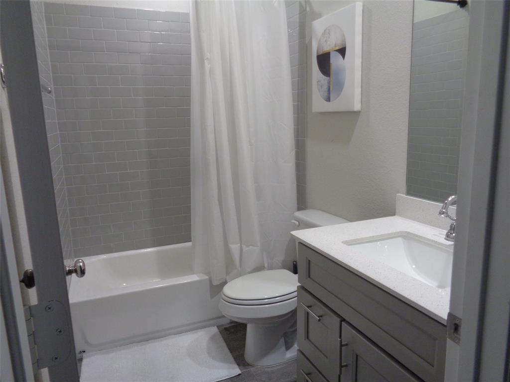 Gables at Ohio - Residential Lease