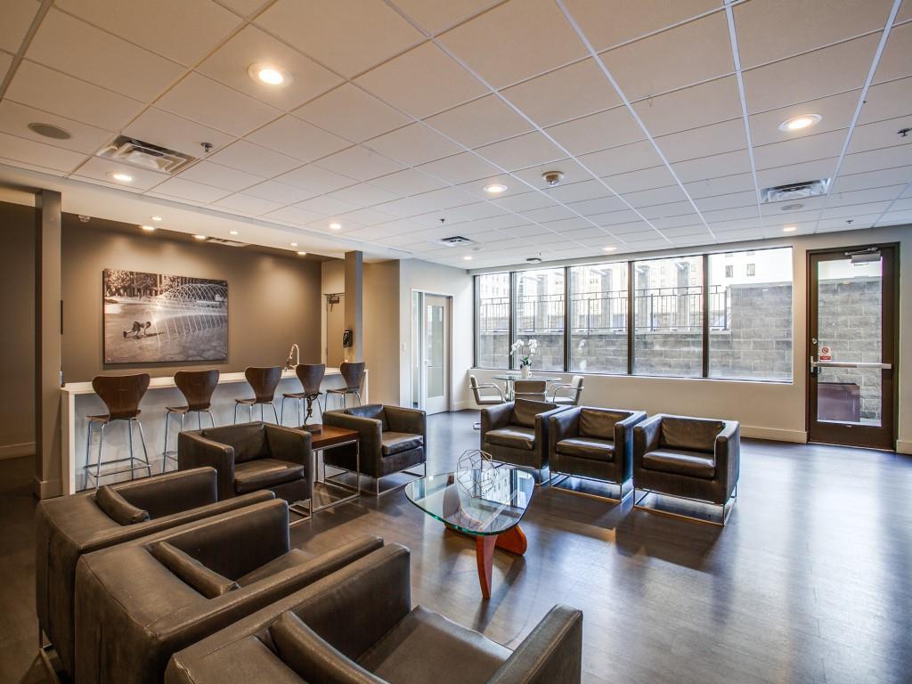 Metropolitan 1200 Main St Condo - Residential