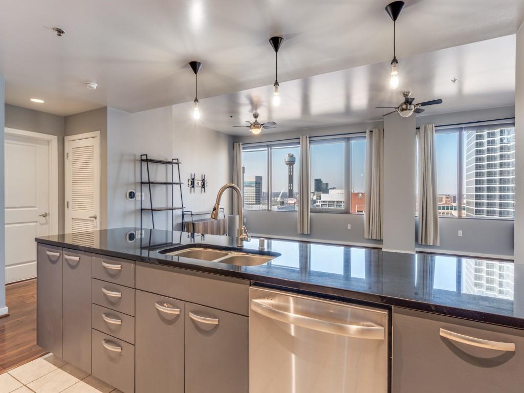 Metropolitan 1200 Main St Condo - Residential