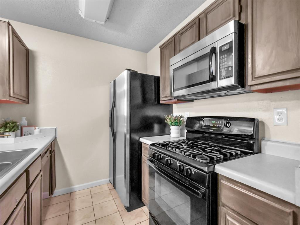 Creekview Village Ph 1 - Residential