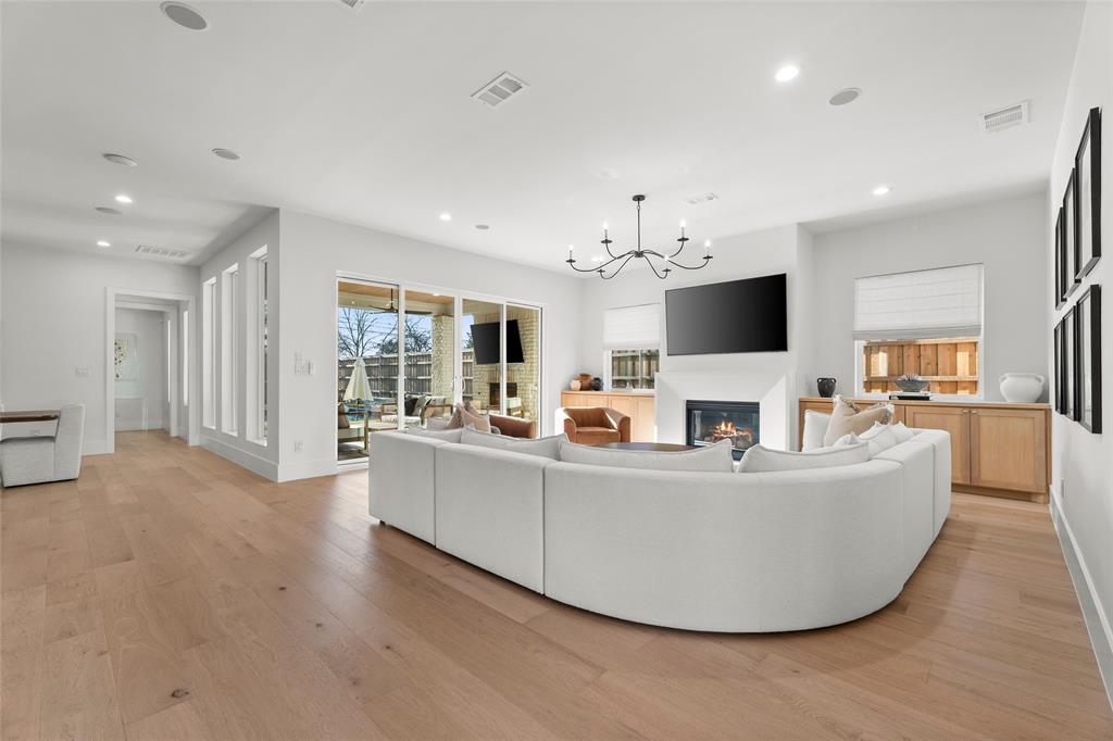 Broadvu - Residential