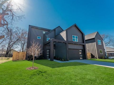 2706 Valentine Street Dallas TX 75215