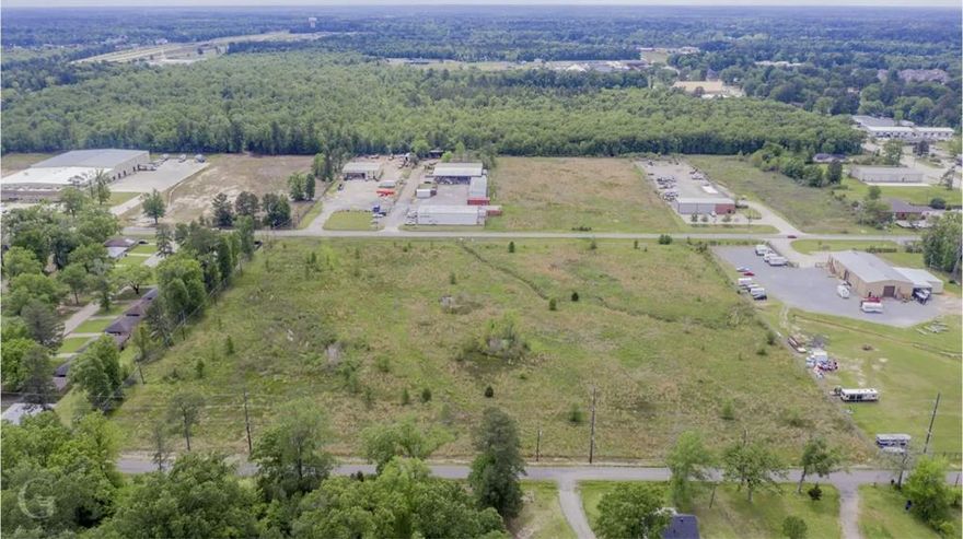 10 acres, Vacant Industrial land off of Mount Zion road in SE Shreveport. Property is located just North of Bert Kouns and just west of I-49. City water and sewer available at property. Half a mile from I-49