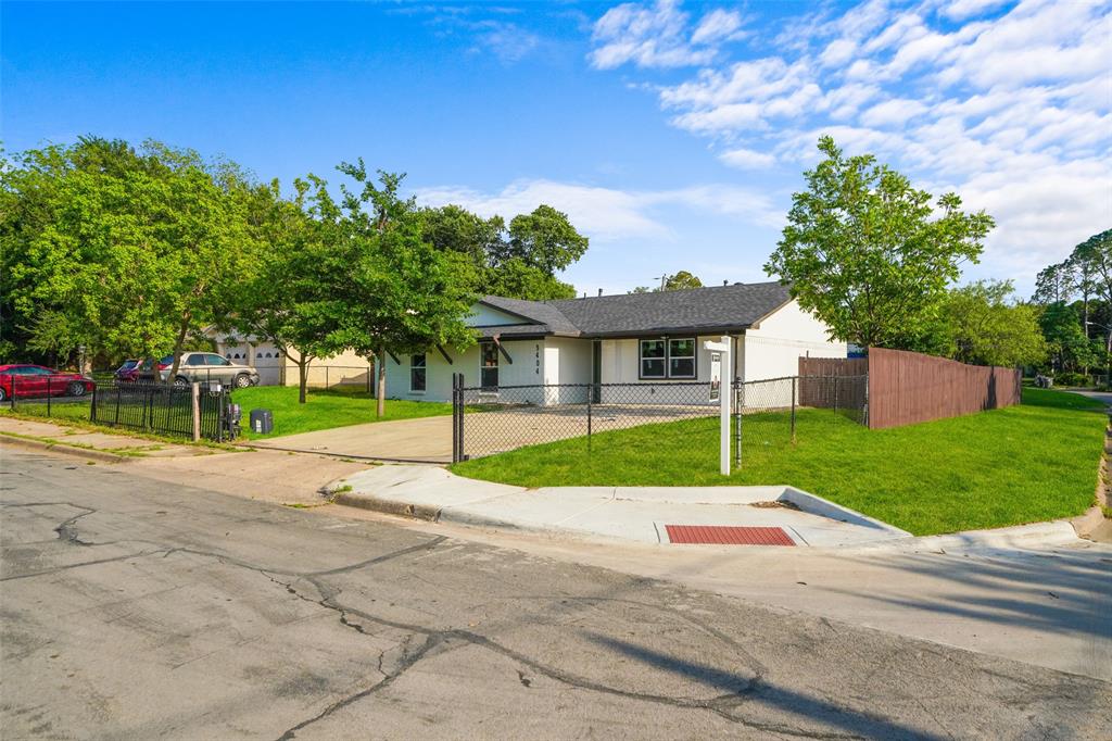 9404 Glengreen Drive