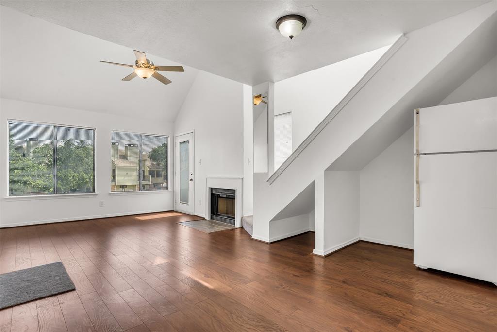 University Park Condo - Residential