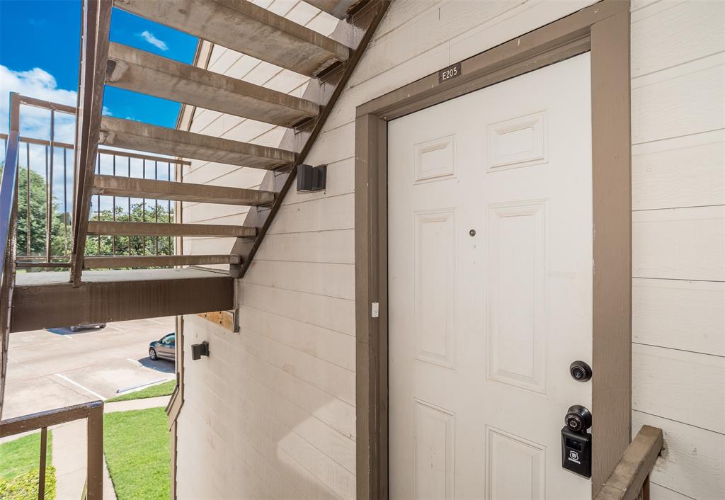 3121 Sondra Drive 205