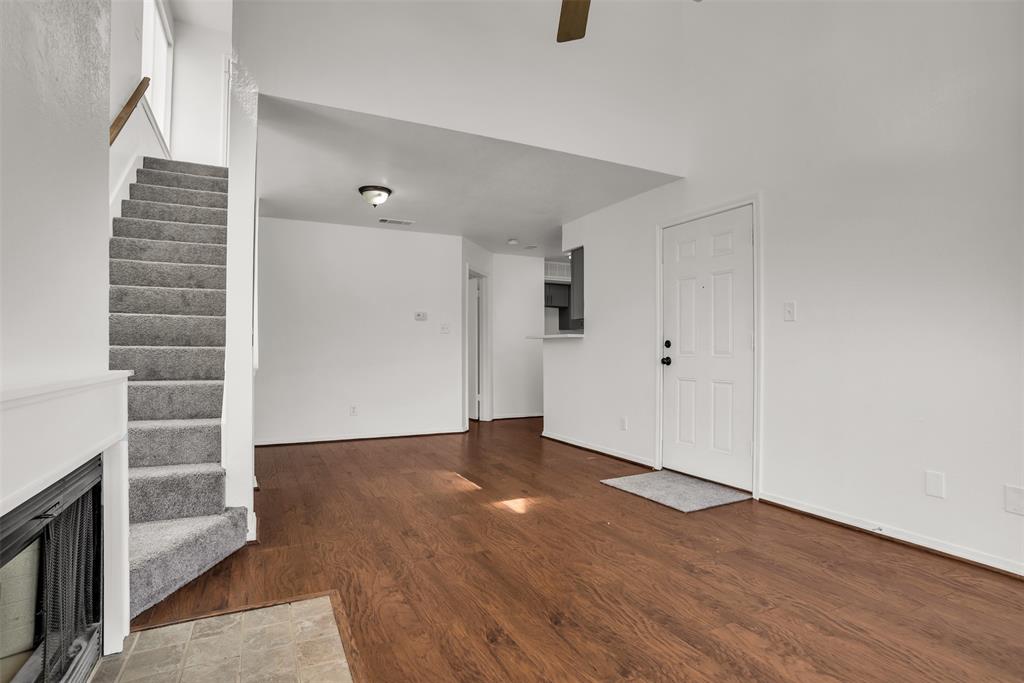 University Park Condo - Residential