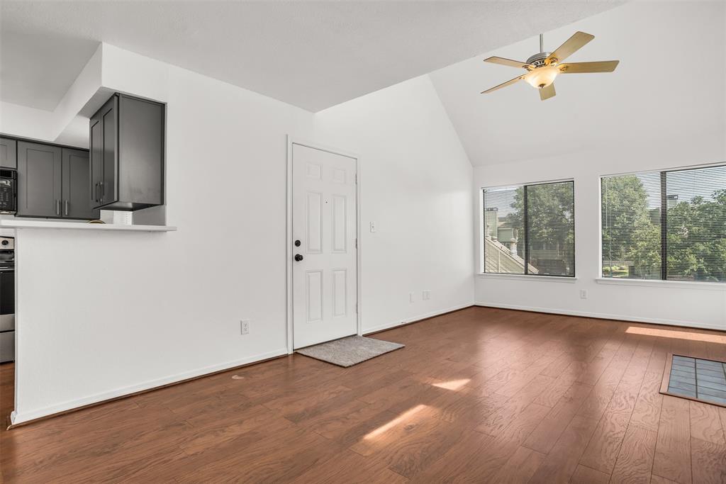 University Park Condo - Residential