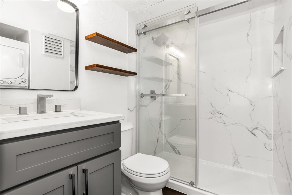 University Park Condo - Residential