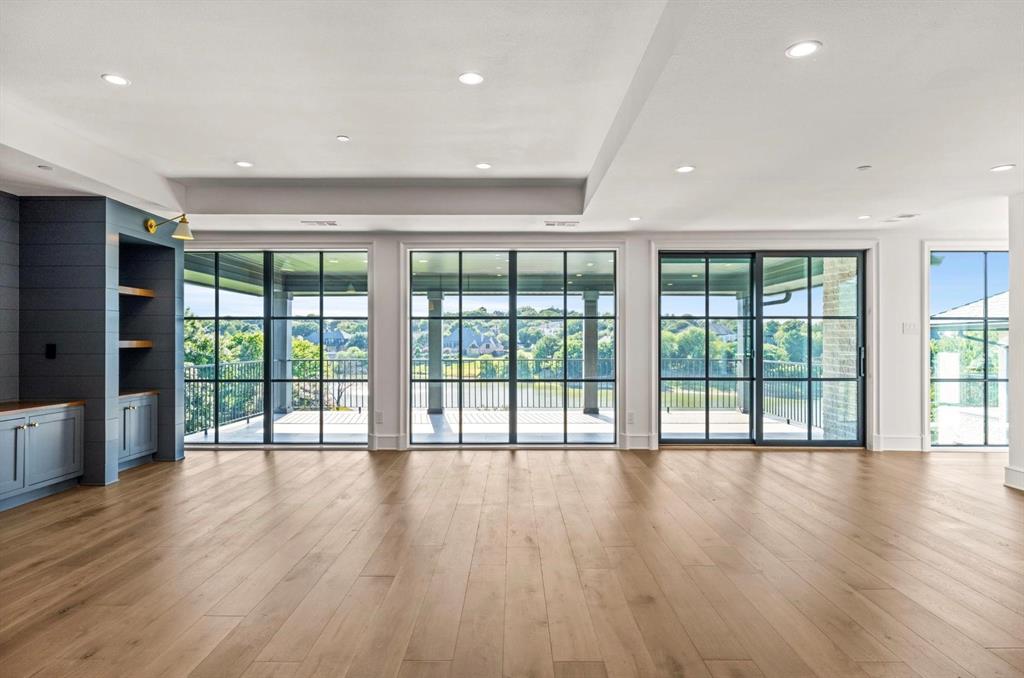 3111 Lake Creek Drive