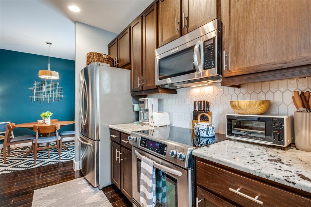 5924 Hudson Condo Association - Residential