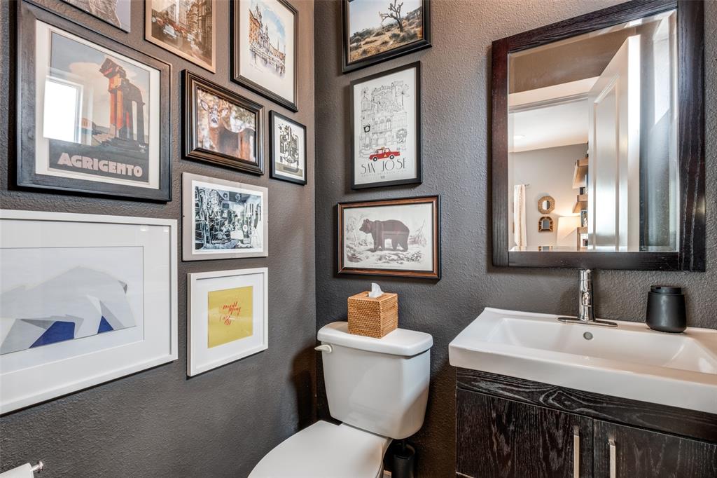 5924 Hudson Condo Association - Residential