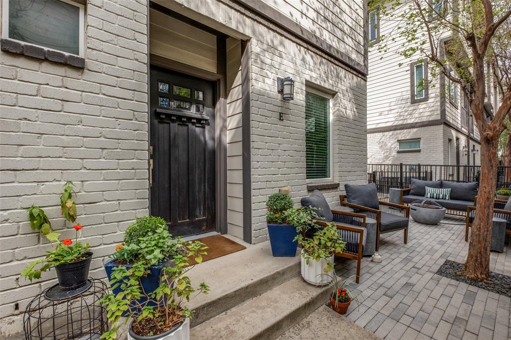 5924 Hudson Condo Association - Residential