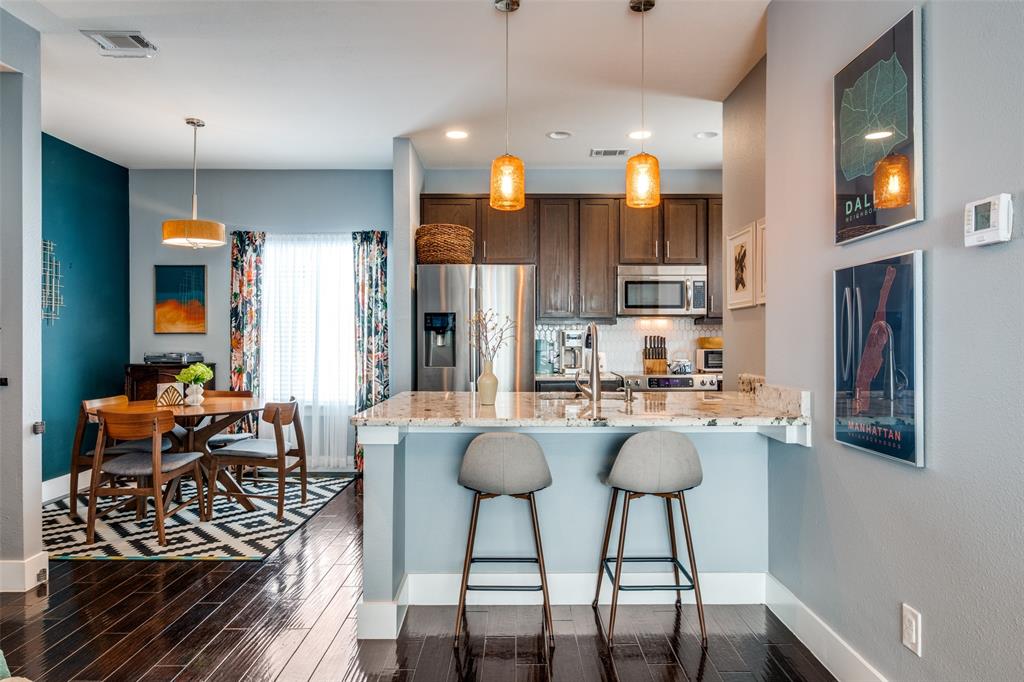 5924 Hudson Condo Association - Residential