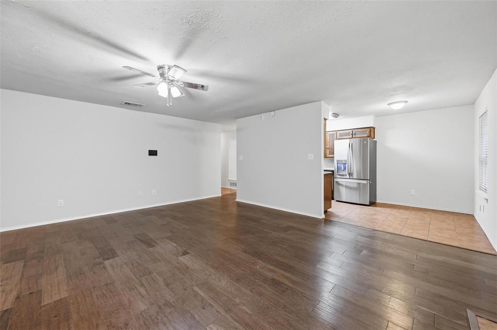 5910 Willow View Drive