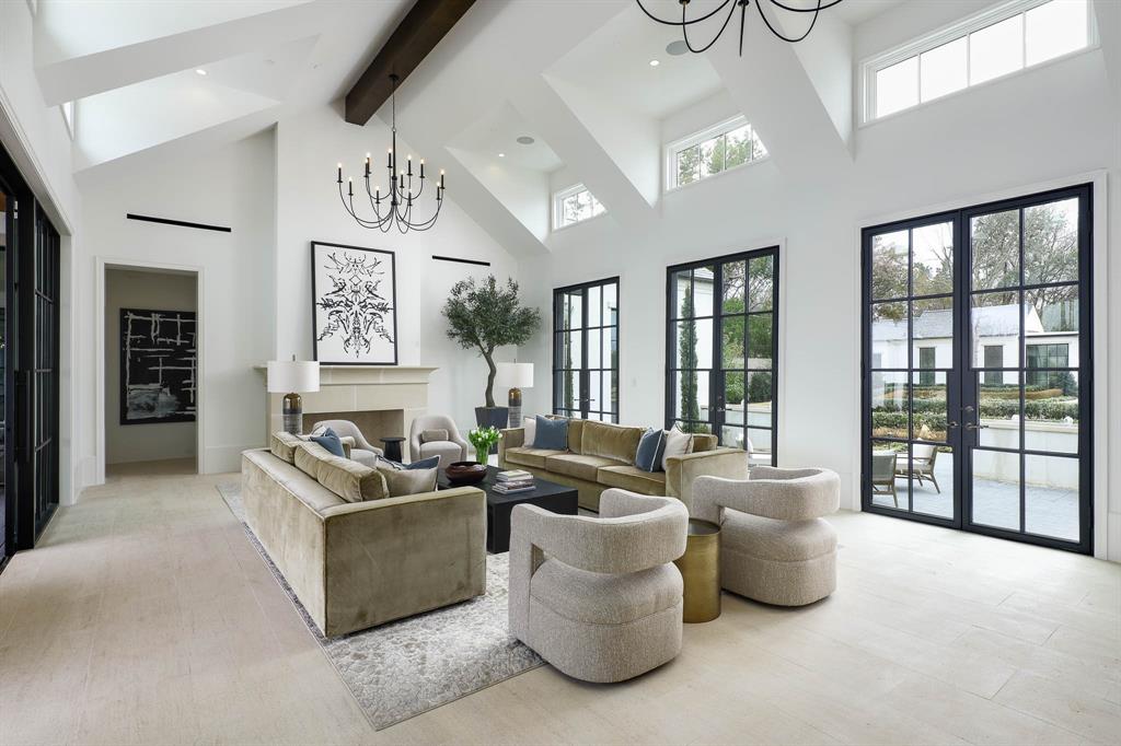 Crespi Estates - Residential